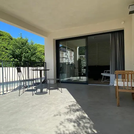 Apartment In Res. Les Cyclistes Malaucene